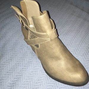 Boots ankle